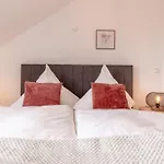 Panorama I Aufzug I Stellplatz I *